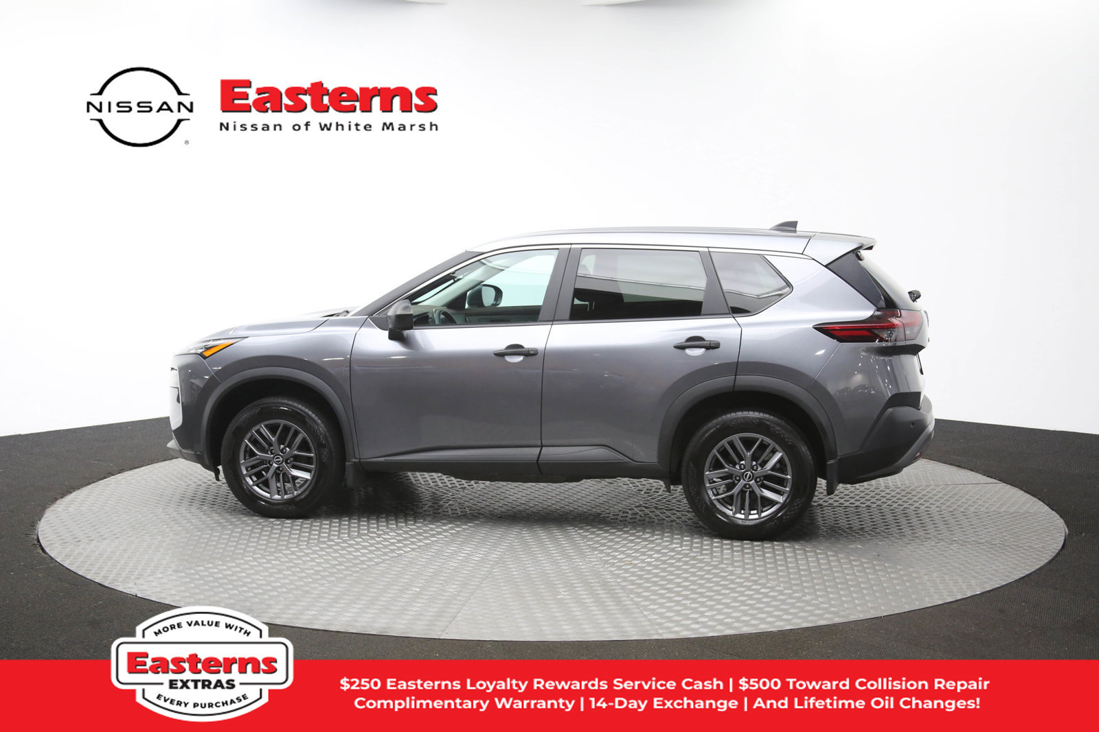 Used 2023 Nissan Rogue S AWD/4WD image 59