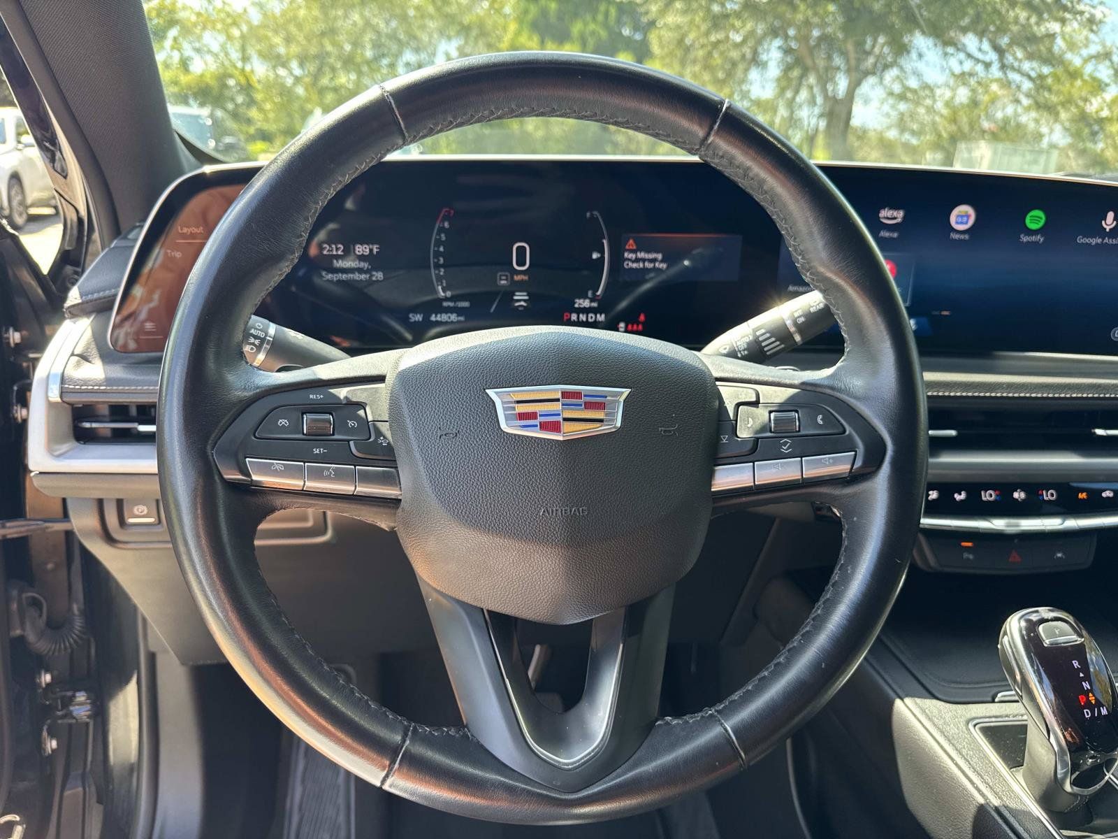 Certified 2025 Cadillac XT4 Premium Luxury FWD image 14
