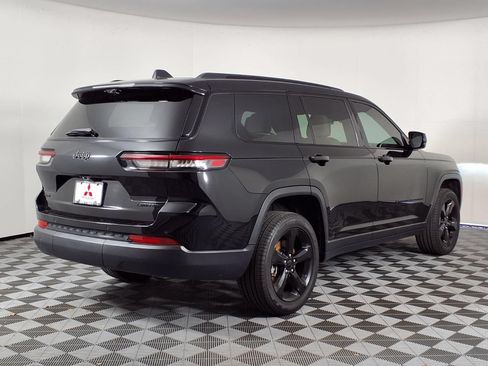 Used 2024 Jeep Grand Cherokee L Limited w/ Luxury Tech Group II AWD/4WD image 33