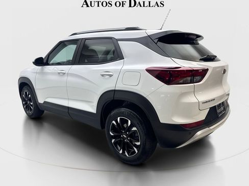 Used 2023 Chevrolet TrailBlazer LT w/ Convenience Package image 9