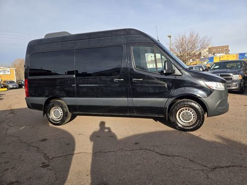Used 2019 Mercedes-Benz Sprinter 2500 image 11