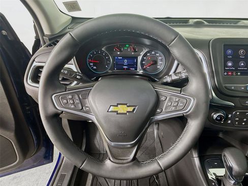 Used 2023 Chevrolet Equinox LT AWD/4WD image 13