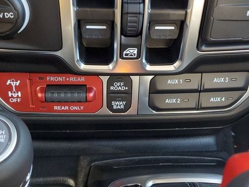 New 2026 Jeep Wrangler Unlimited Rubicon image 31