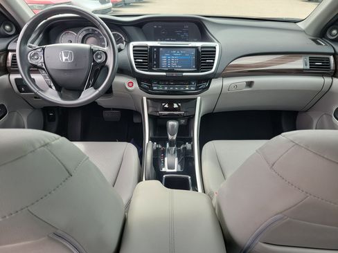 Used 2017 Honda Accord EX-L image 16
