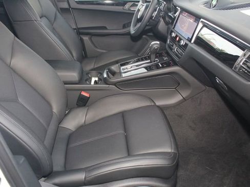 New 2025 Porsche Macan S image 24