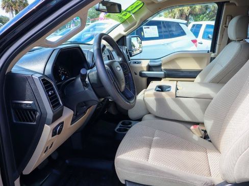 Used 2018 Ford F150 XLT w/ Equipment Group 302A Luxury AWD/4WD image 9