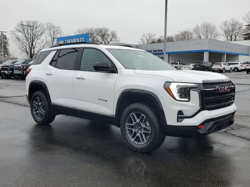 New 2026 GMC Terrain AT4 w/ Technology Package II AWD/4WD image 10