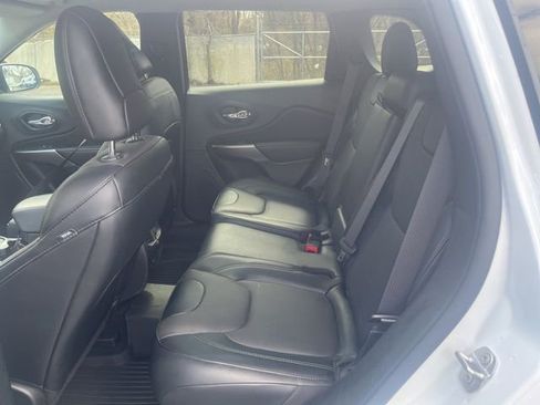 Certified 2022 Jeep Cherokee Limited w/ Elite Package image 17