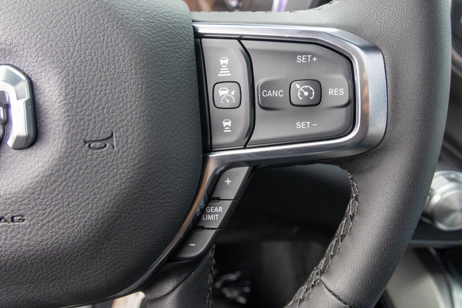 New 2027 RAM 1500 Laramie w/ Night Edition AWD/4WD image 30