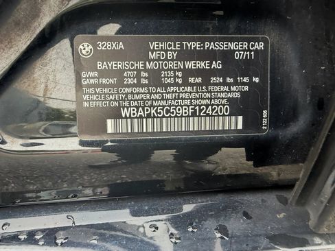 Used 2011 BMW 328i xDrive Sedan AWD/4WD image 30
