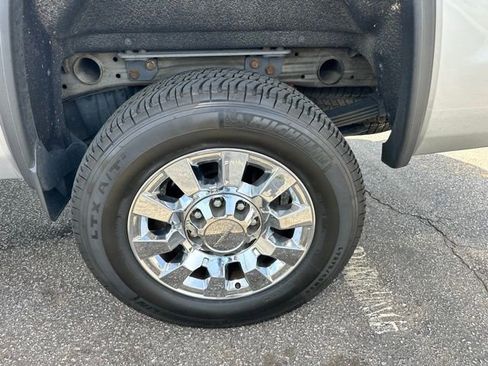 Used 2018 GMC Sierra 2500 Denali w/ Duramax Plus Package image 10