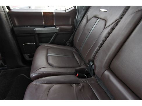 Used 2015 Ford F150 Platinum w/ Equipment Group 701A Luxury AWD/4WD image 14
