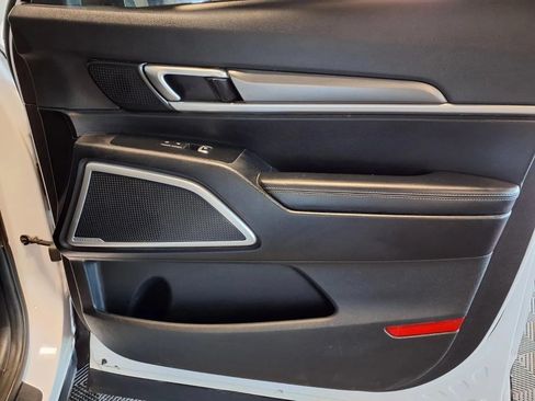 Used 2021 Kia Telluride S FWD image 13