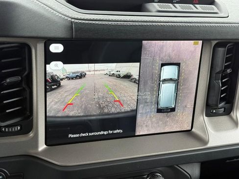 New 2025 Ford Bronco Outer Banks image 17