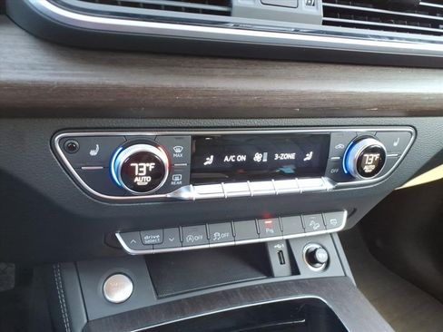 Used 2024 Audi Q5 2.0T Premium Plus image 17