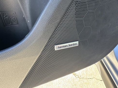 Certified 2025 Subaru Crosstrek 2.5i Limited w/ Crosstrek Mirror Package image 18