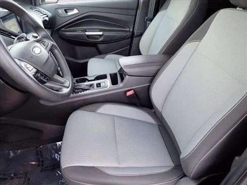 Used 2018 Ford Escape SE w/ SE Sync 3 Package AWD/4WD image 11