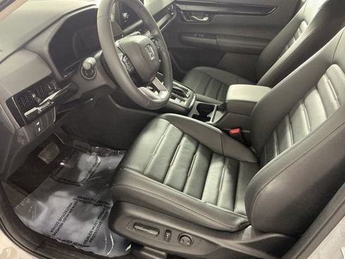 Used 2024 Honda CR-V EX-L image 8