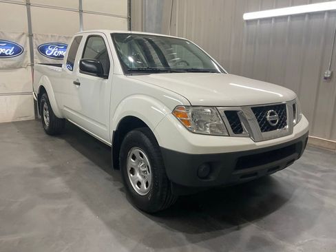 Used 2021 Nissan Frontier S RWD image 1