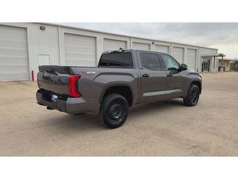 Used 2023 Toyota Tundra SR5 image 8
