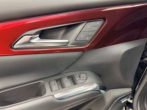 Certified 2024 Chevrolet Traverse RS image 25