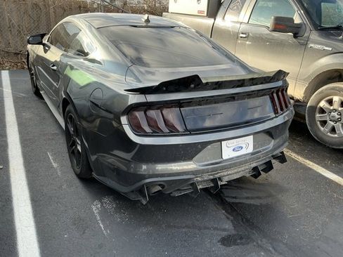 Used 2020 Ford Mustang Premium image 5