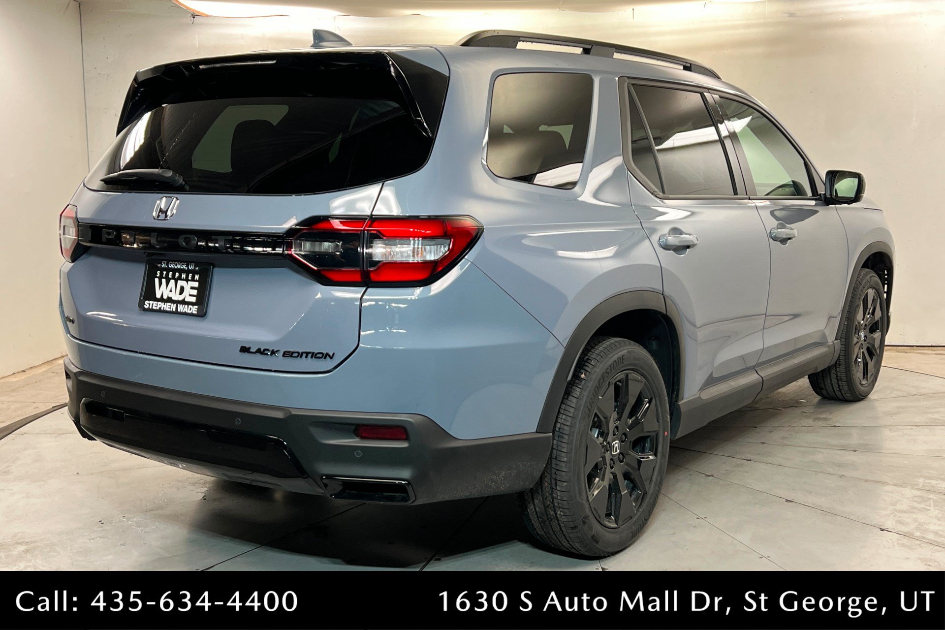 New 2026 Honda Pilot Black Edition image 5