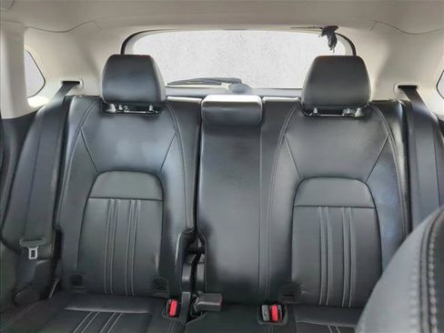 Used 2025 Honda HR-V EX-L image 25