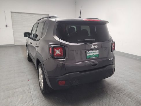 Used 2020 Jeep Renegade Latitude FWD image 6