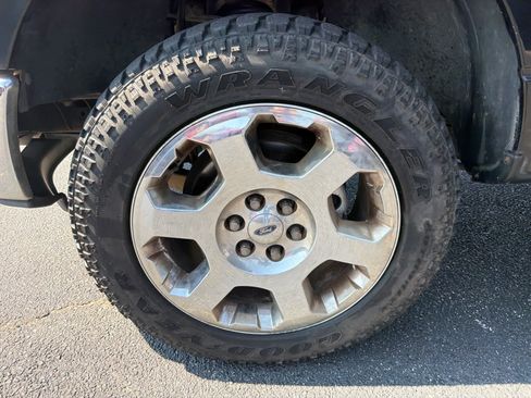 Used 2010 Ford F150 FX4 AWD/4WD image 27