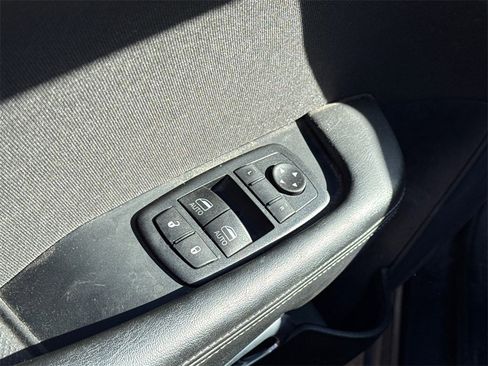 Used 2020 Dodge Challenger SXT w/ Blacktop Package image 21