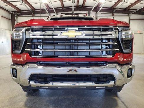New 2026 Chevrolet Silverado 3500 LTZ w/ LTZ Convenience Package AWD/4WD image 8