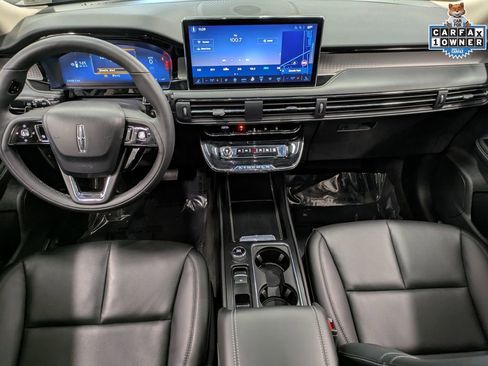 Used 2024 Lincoln Corsair AWD w/ Equipment Group 101A image 28