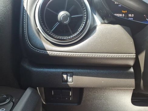 Used 2024 Chevrolet Colorado LT w/ LT Convenience Package II AWD/4WD image 13