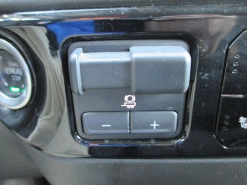 Used 2024 GMC Sierra 1500 Elevation w/ Max Trailering Package AWD/4WD image 20