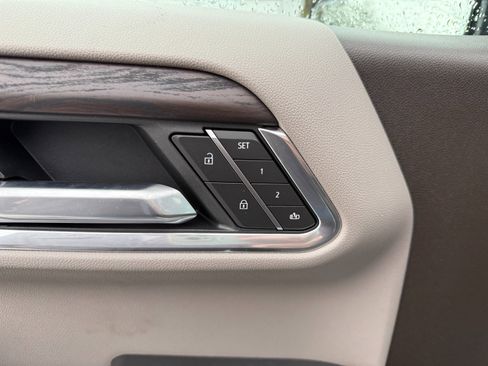 New 2026 GMC Sierra 1500 SLT w/ SLT Premium Package image 25