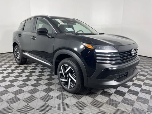 New 2026 Nissan Kicks SV image 2