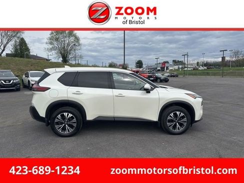 Used 2021 Nissan Rogue SV AWD/4WD image 1