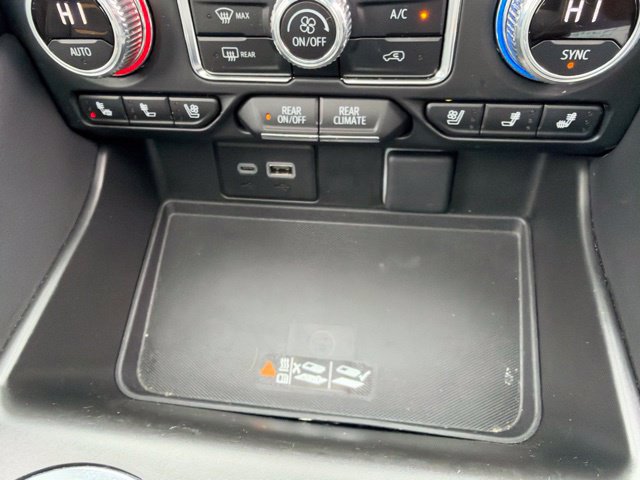 Used 2023 GMC Yukon AT4 w/ AT4 Premium Package AWD/4WD image 23