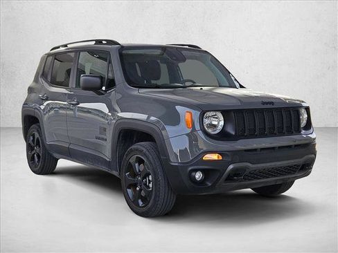 Used 2021 Jeep Renegade Sport image 3