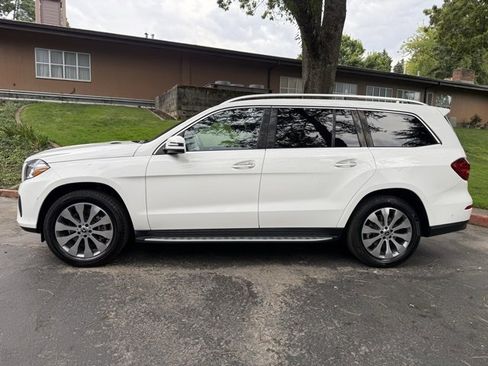 Used 2018 Mercedes-Benz GLS 450 4MATIC image 8