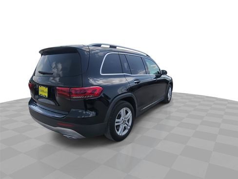 Used 2020 Mercedes-Benz GLB 250 w/ Premium Package image 8