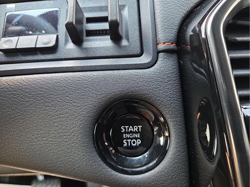 New 2025 Nissan Armada PRO-4X image 17