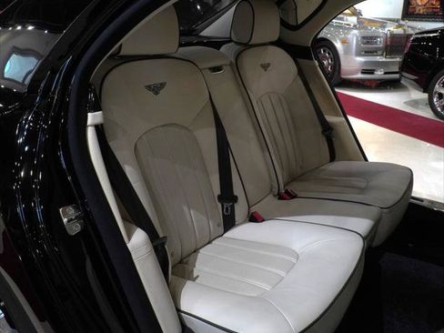 Used 2013 Bentley Mulsanne RWD image 22