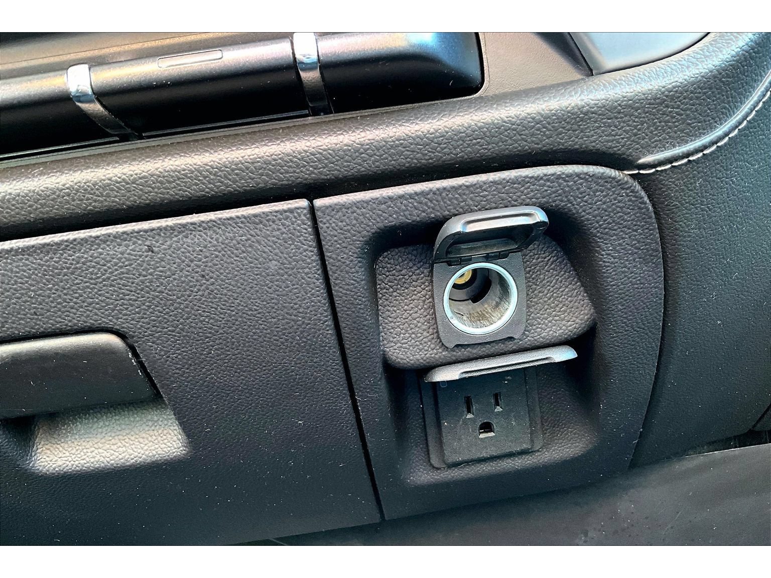 Used 2015 GMC Sierra 1500 SLE AWD/4WD image 17