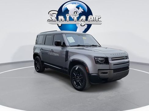Used 2021 Land Rover Defender 110 X-Dynamic SE image 2