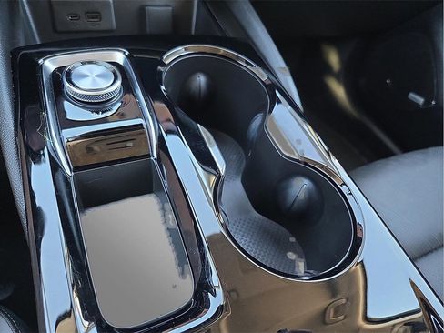 Used 2024 Buick Envision Sport Touring image 20