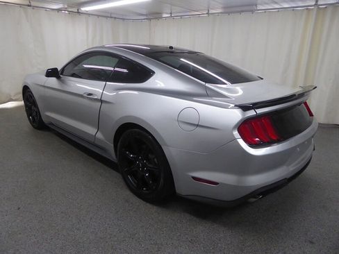 Used 2019 Ford Mustang Coupe w/ Ford Safe & Smart Package RWD image 5