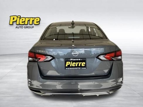 Used 2025 Nissan Versa SV FWD image 3