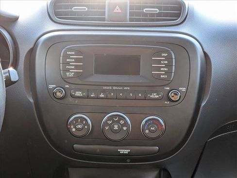 Used 2016 Kia Soul image 13